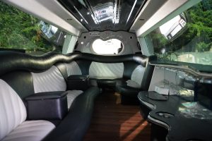 Range Rover Limo Hire - Grand Luxury Chauffeurs