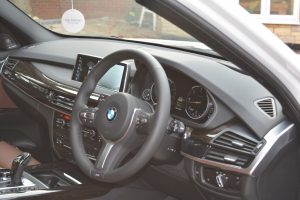 Steering of BMW - Grand Luxury Chauffeurs