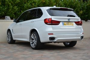 BMW X5 White - Grand Luxury Chauffeurs