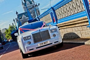 White Rolls Royce Phantom Wedding Hire - Grand Luxury Chauffeurs