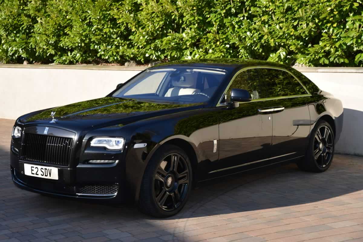 Black Rolls-Royce Ghost Series II side exterior