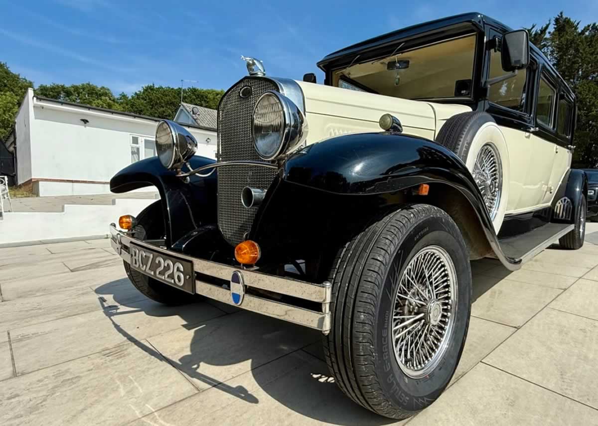 Bramwith Landaulette exterior 4