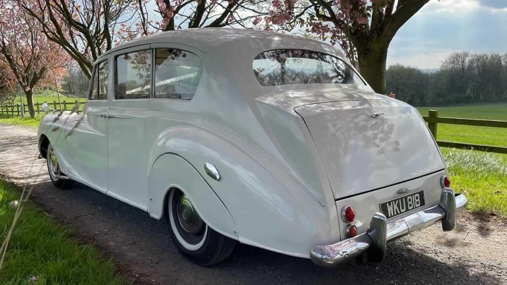 Austin Princess wedding car rear3quarter angle
