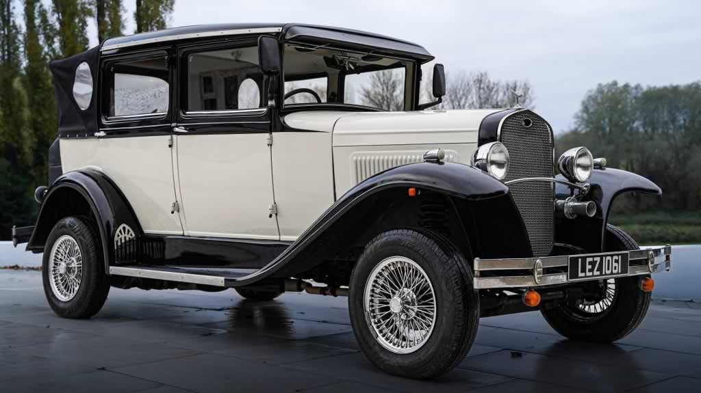 Badsworth Landaulette exterior 1