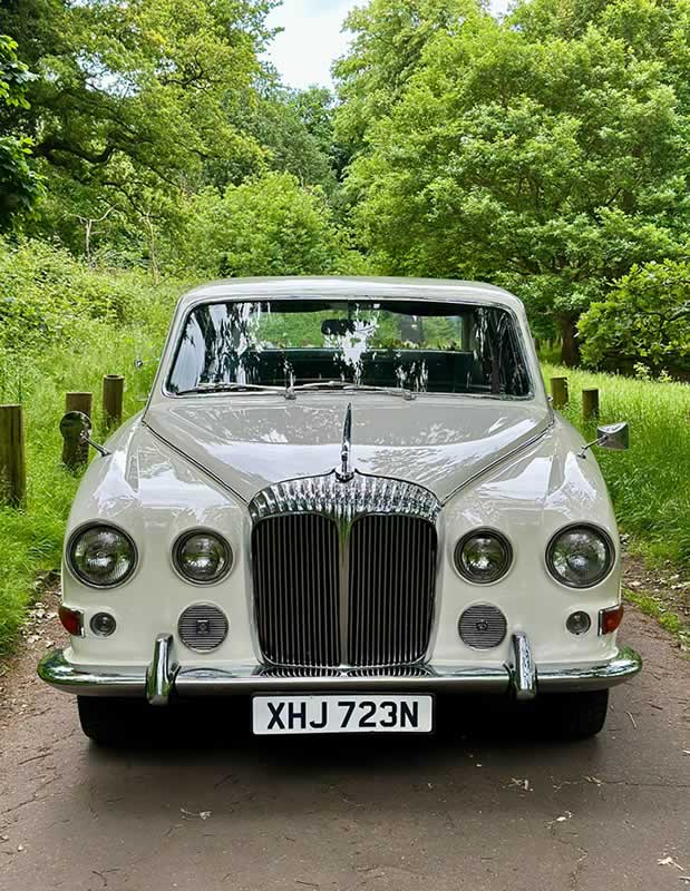 Daimler Landaulette front view