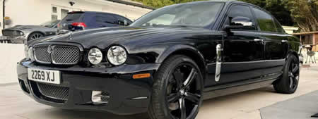 Black Jaguar XJR (X3580)